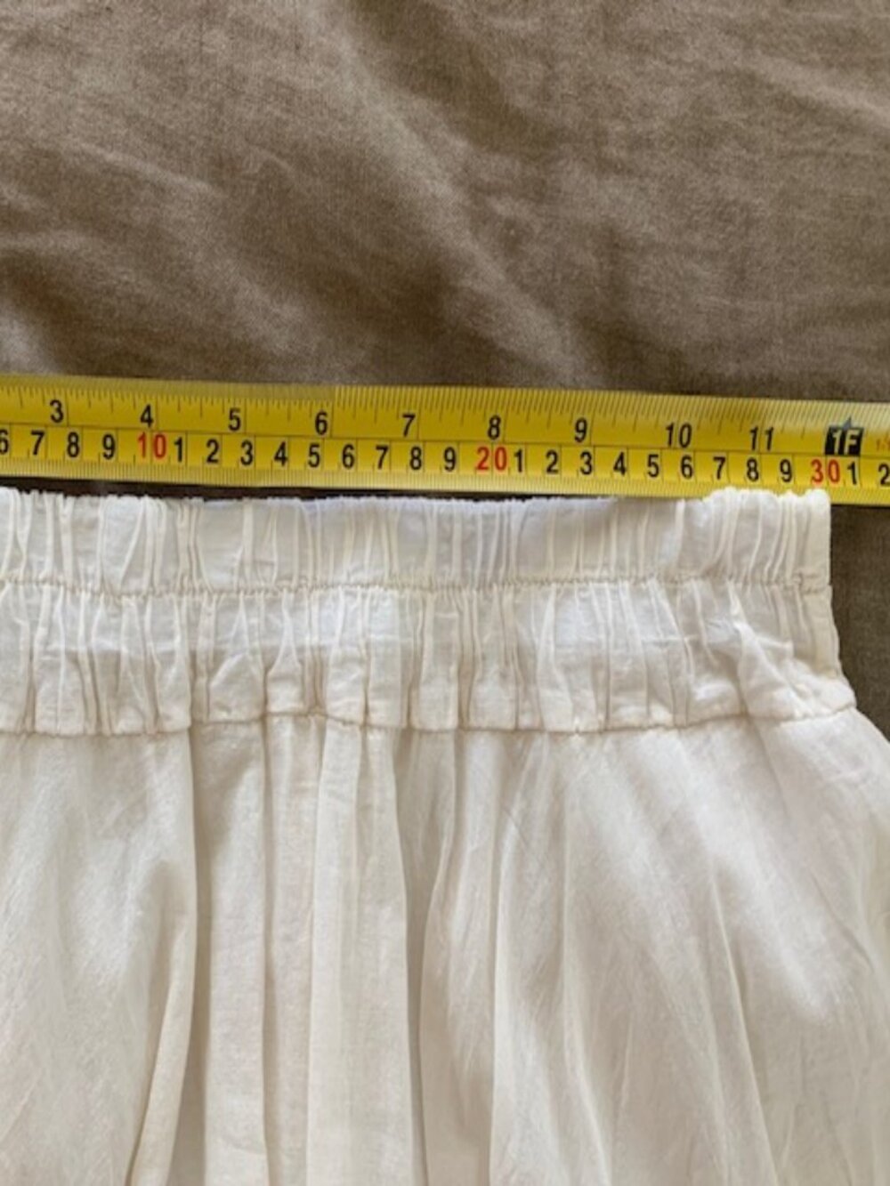 Creamy White Skirt - Picture 3 of 3